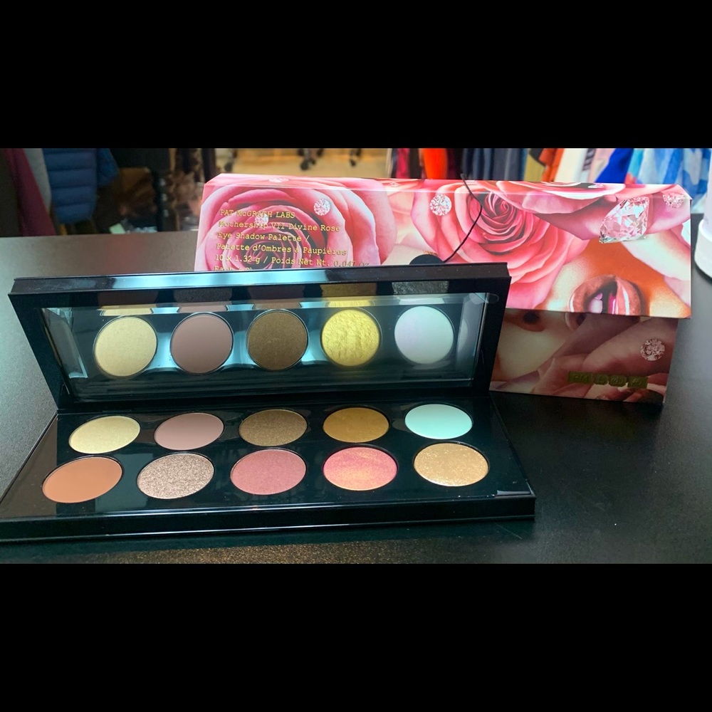 Pat McGrath Mothership VII Divine Rose palette